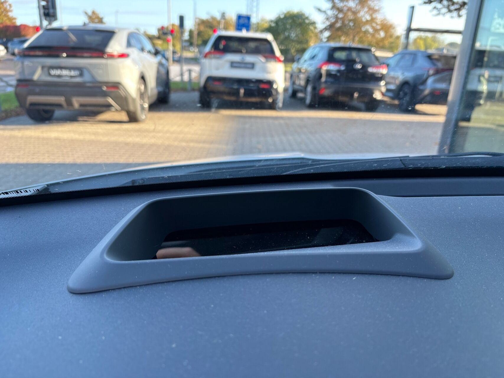 Hvid Toyota Yaris fra 2023
