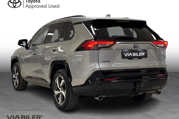 Sølv Toyota RAV4 Plug-in fra 2021