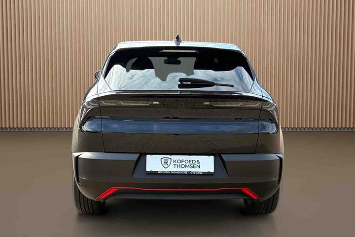 Sort Alfa Romeo Junior fra 2025