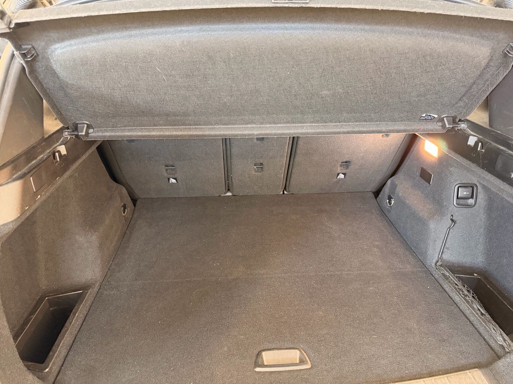 Sort BMW X1 fra 2020