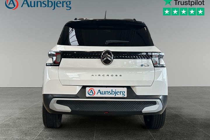 Hvid Citroën e-C3 Aircross fra 2025
