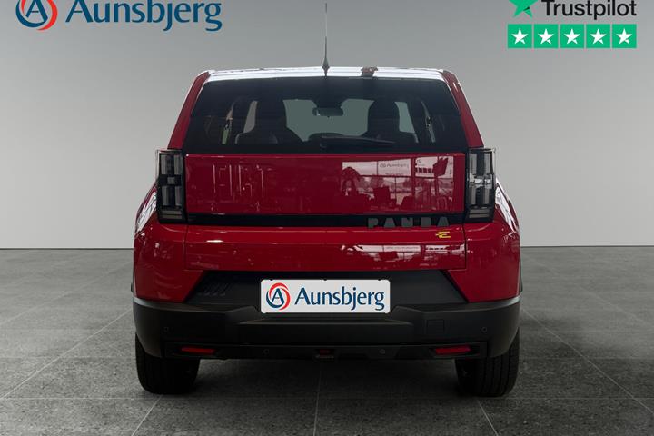 Rød Fiat Grande Panda fra 2025
