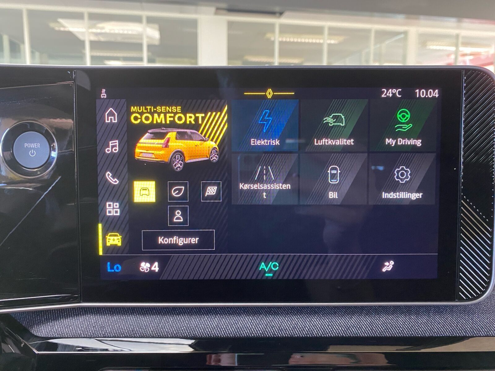 Gul Renault 5 E-Tech fra 2025