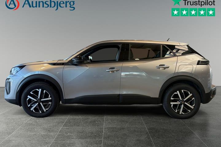 Grå Peugeot e-2008 fra 2025