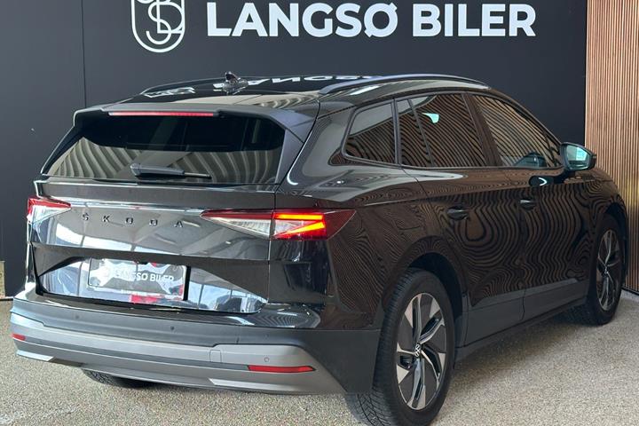 Sort Skoda Enyaq fra 2021