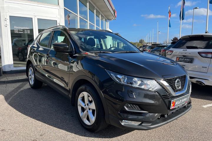 Sort Nissan Qashqai fra 2019