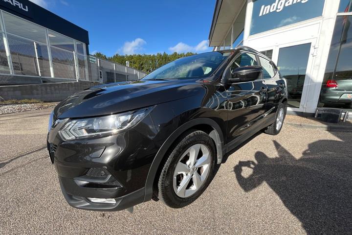Sort Nissan Qashqai fra 2019
