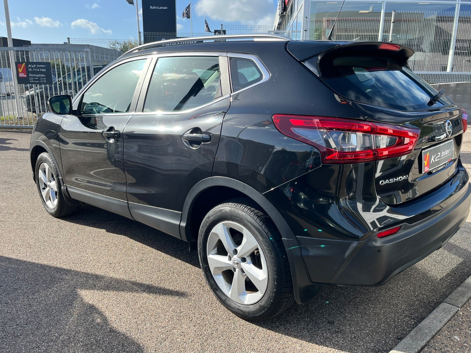 Sort Nissan Qashqai fra 2019