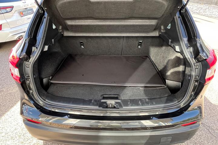 Sort Nissan Qashqai fra 2019