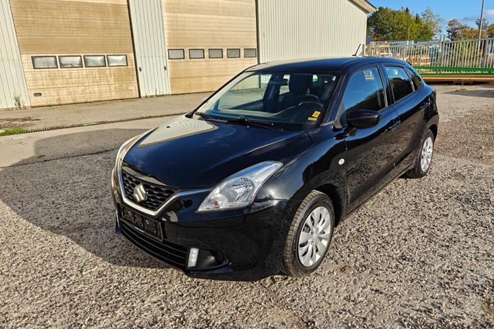 Gul Suzuki Baleno fra 2016