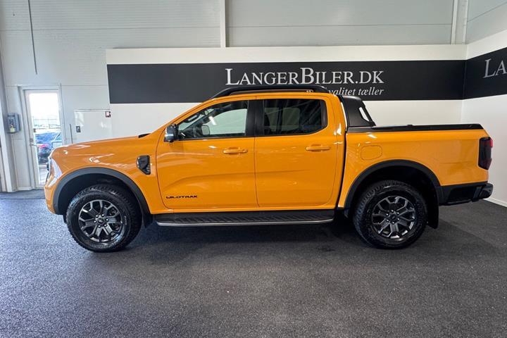 Orange Ford Ranger fra 2023