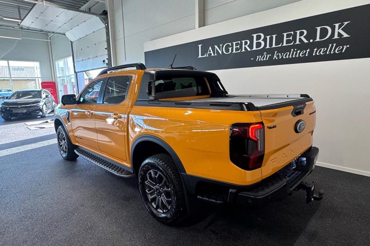 Orange Ford Ranger fra 2023