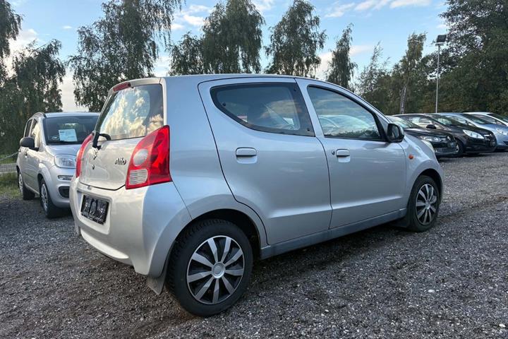 undefined Suzuki Alto fra 2009