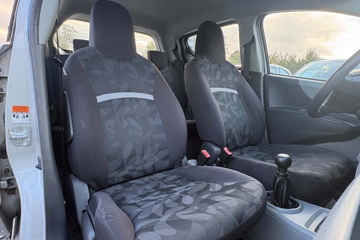 undefined Suzuki Alto fra 2009