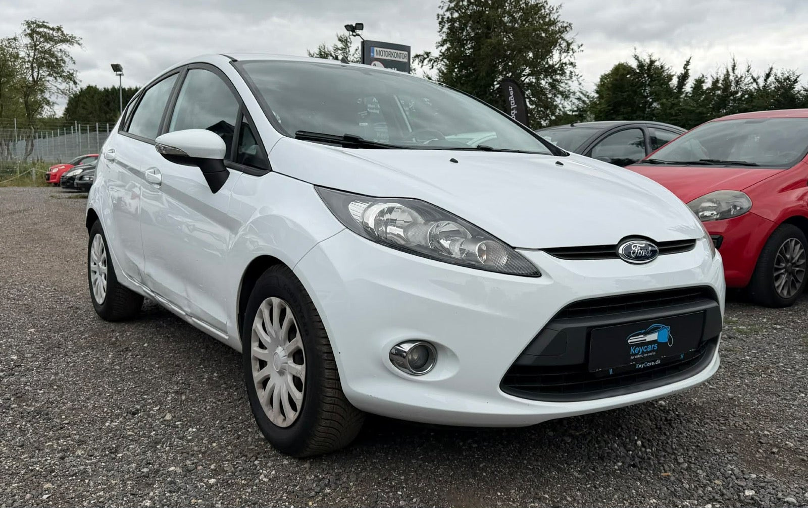 Hvid Ford Fiesta fra 2011