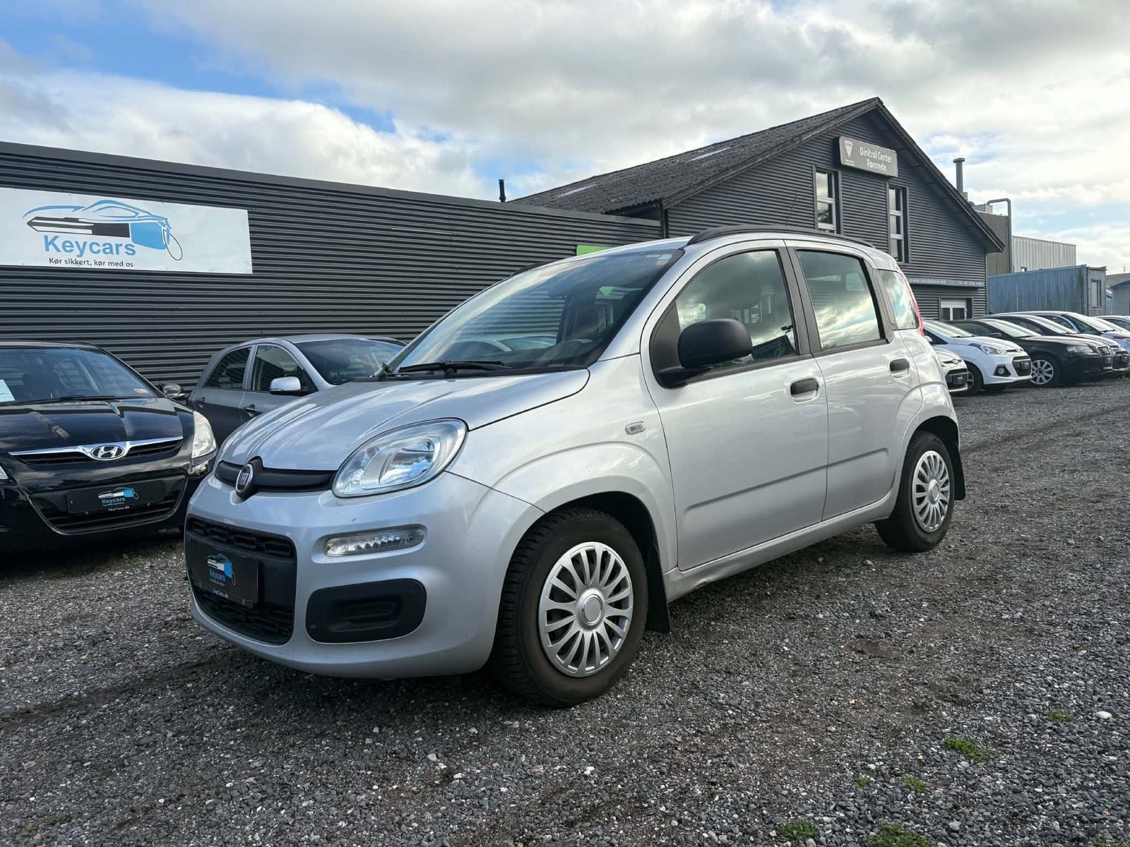 Sølv Fiat Panda fra 2012