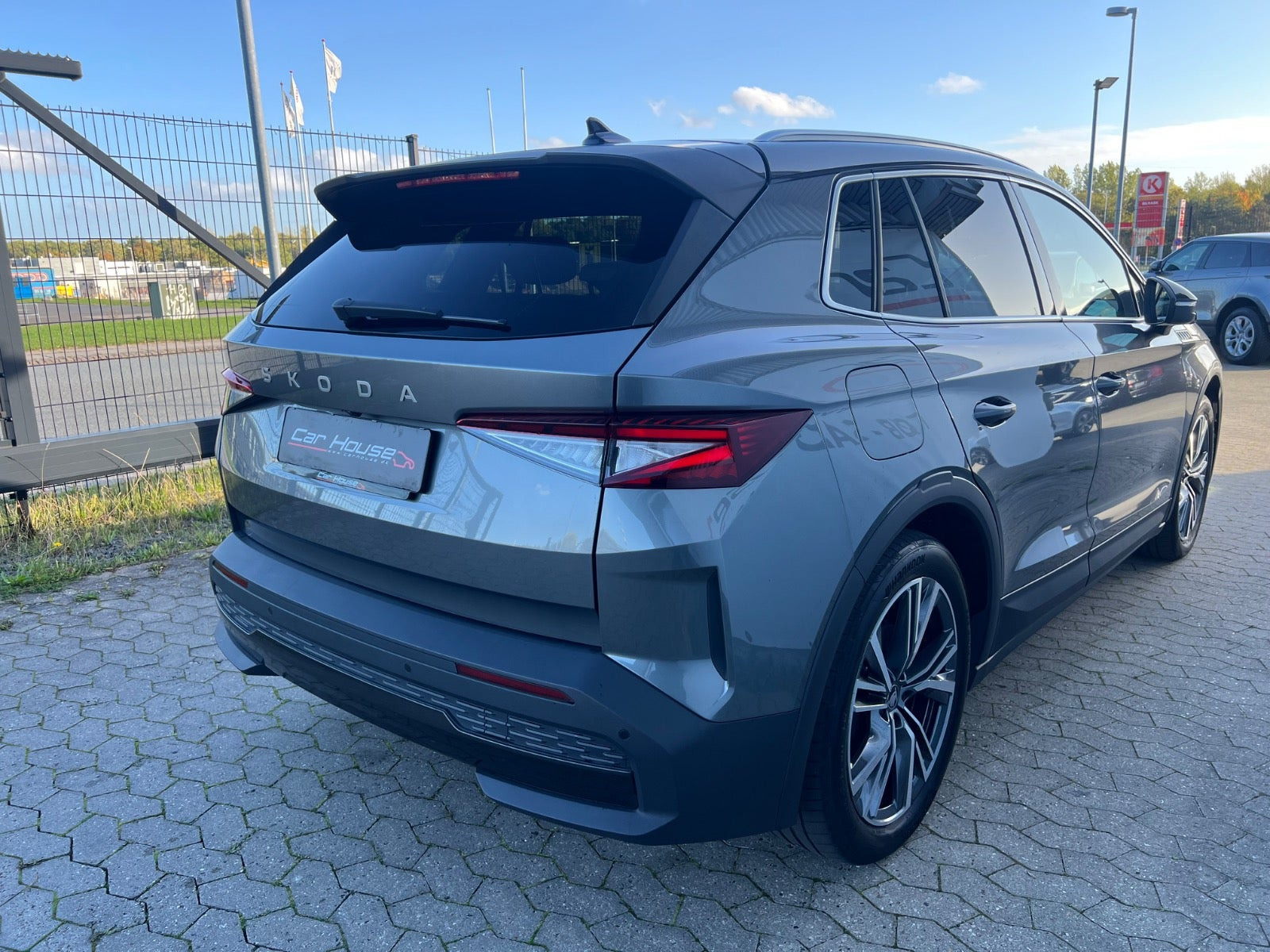 Grå Skoda Elroq fra 2025