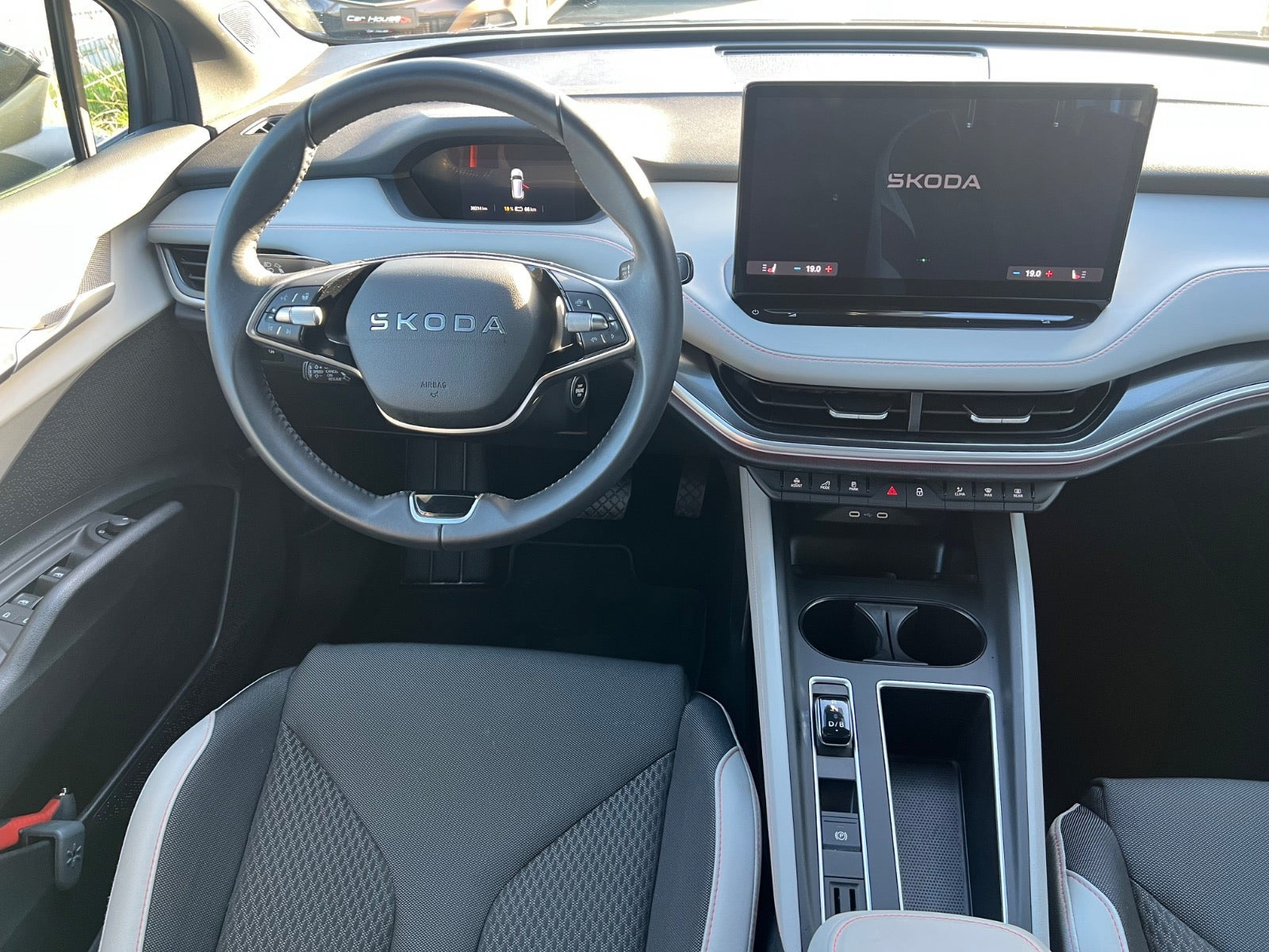Grå Skoda Elroq fra 2025