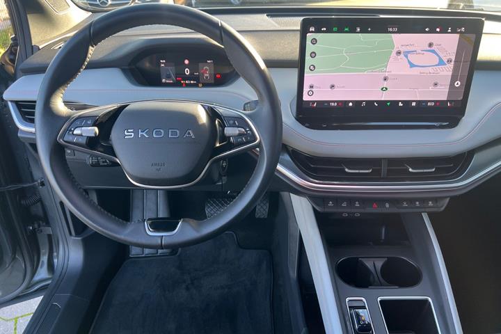 Grå Skoda Elroq fra 2025