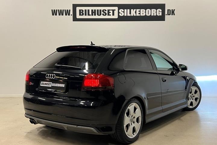 Sort Audi S3 fra 2008