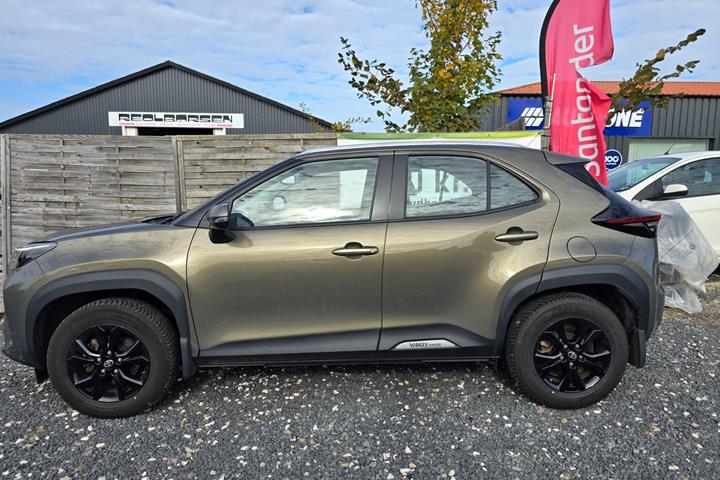 Bronze Toyota Yaris Cross fra 2022