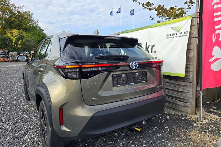 Bronze Toyota Yaris Cross fra 2022