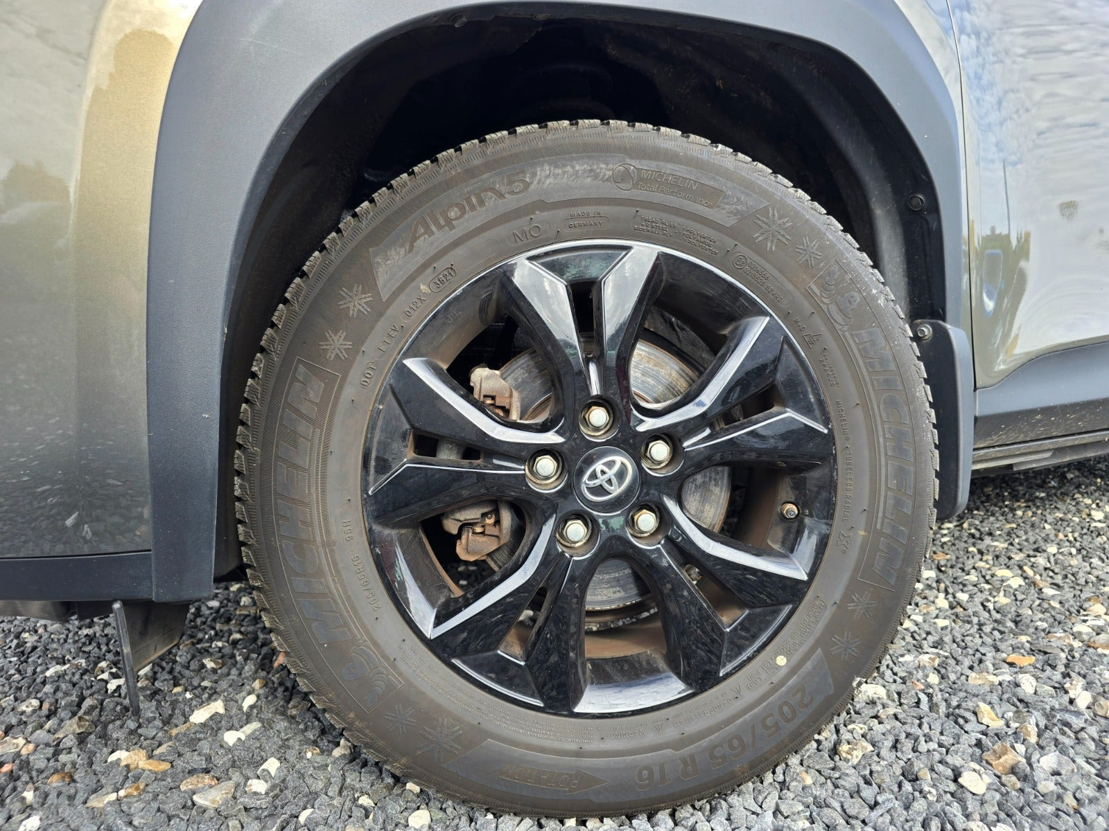 Bronze Toyota Yaris Cross fra 2022