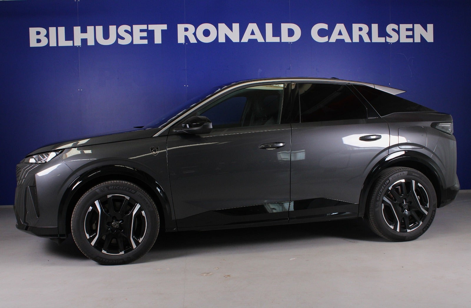 Peugeot e-3008 77 GT