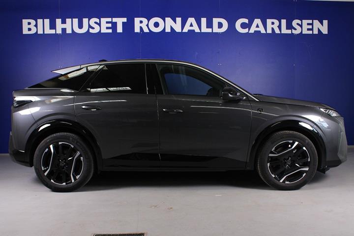 Grå Peugeot e-3008 fra 2025