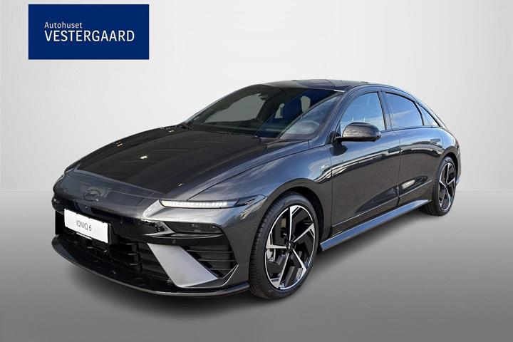 Grå Hyundai Ioniq 6 fra 2026