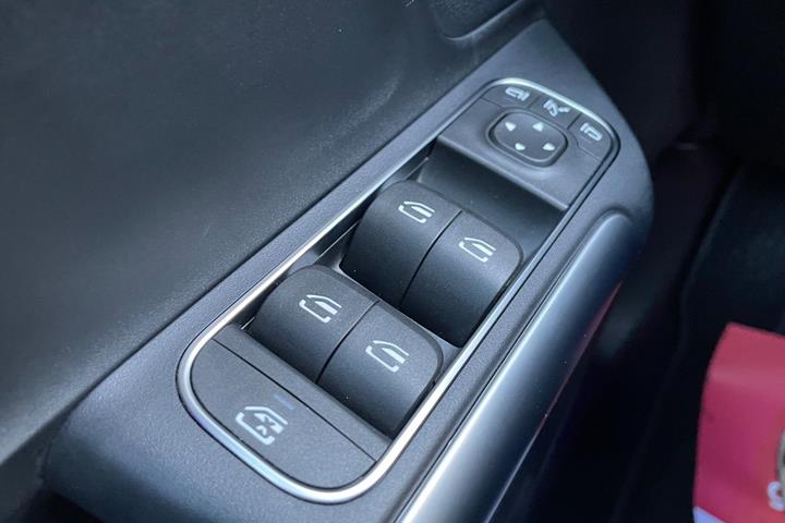 undefined Mercedes EQA250+ fra 2023