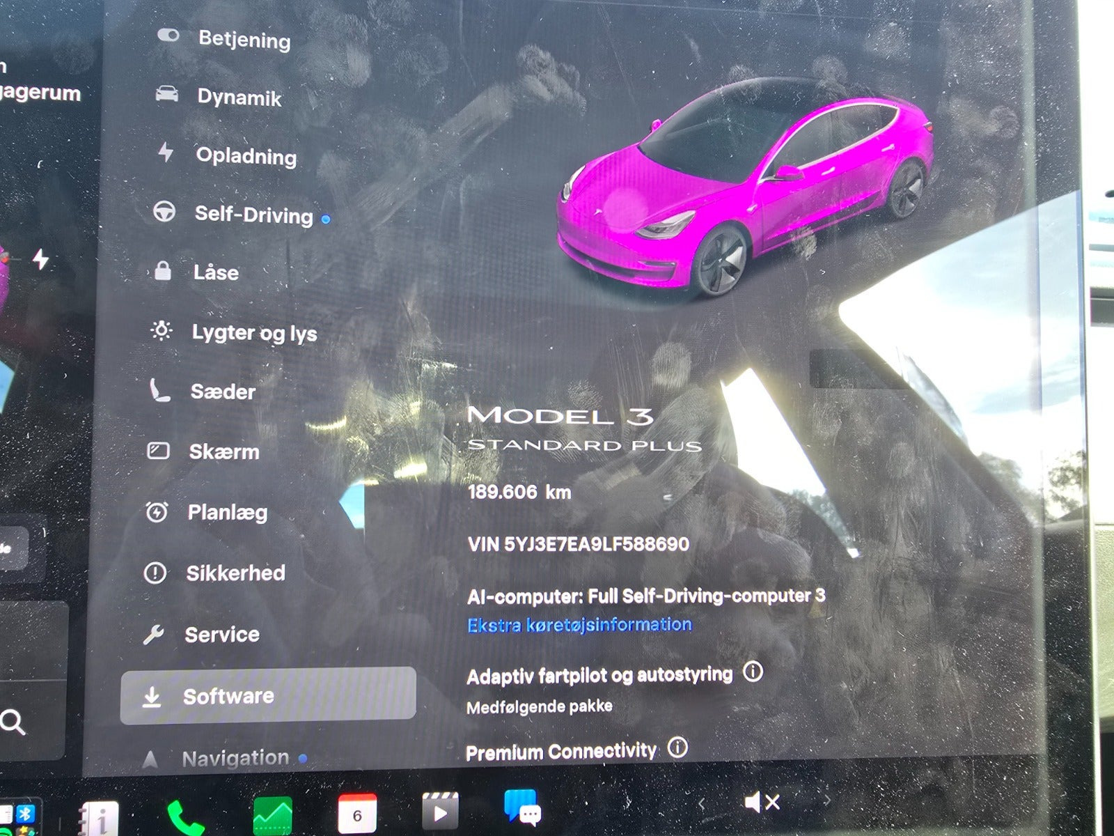 Sort Tesla Model 3 fra 2019