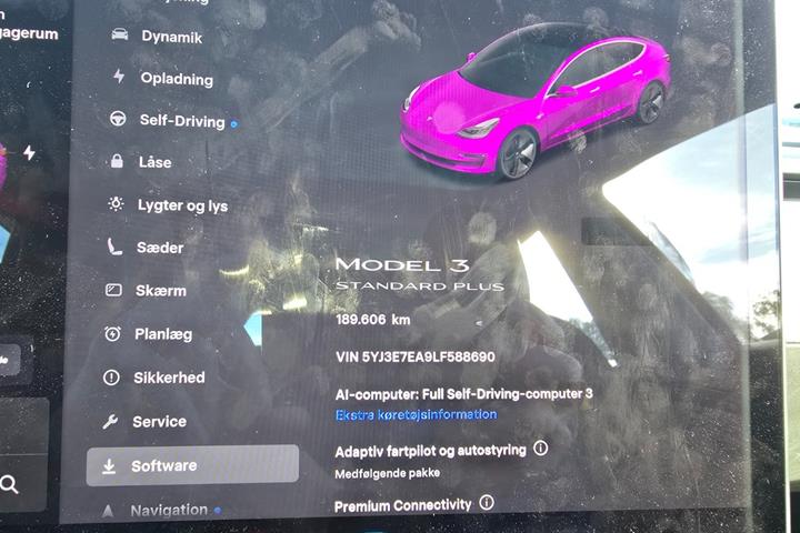 Sort Tesla Model 3 fra 2019