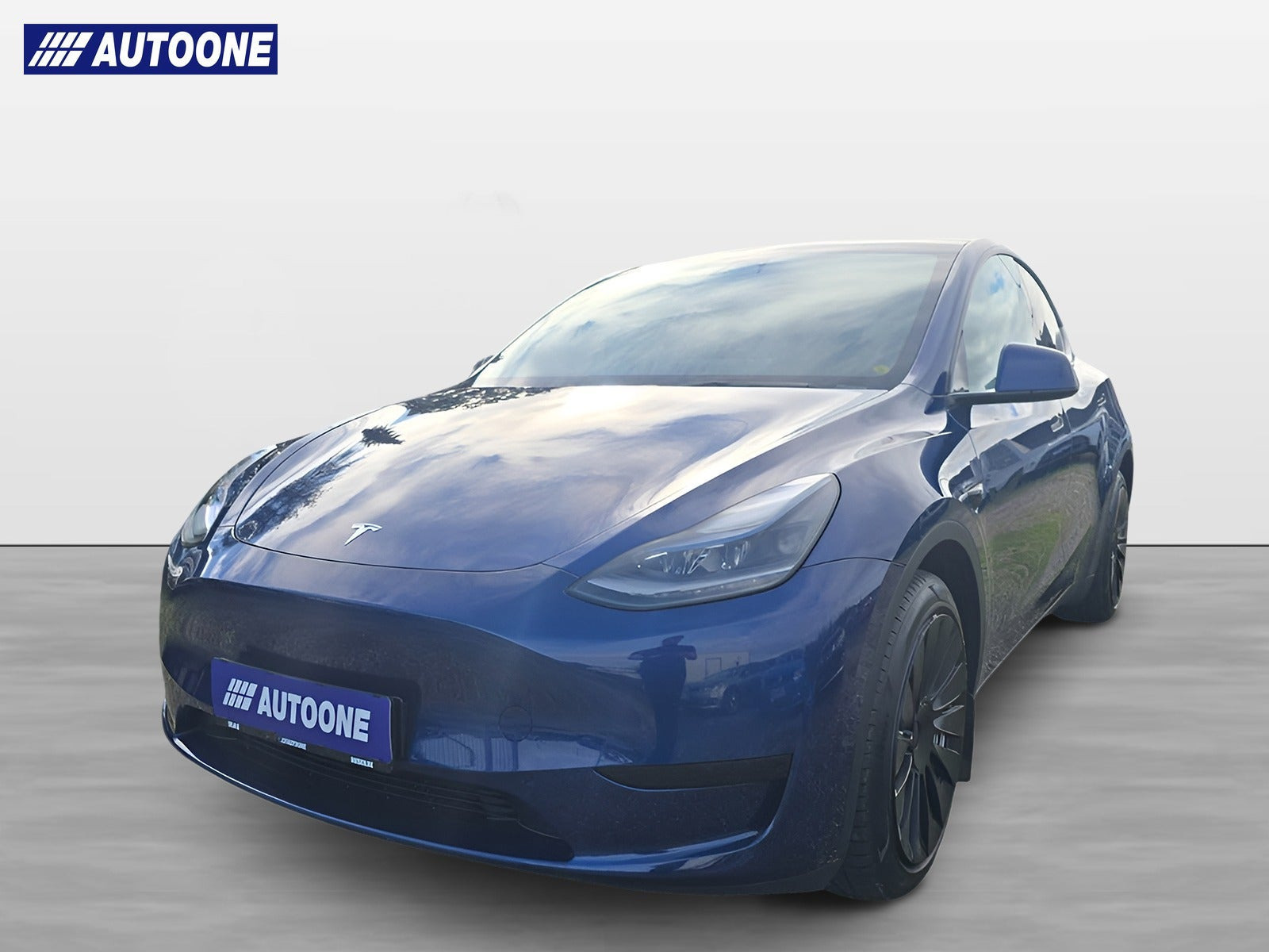 Tesla Model Y RWD
