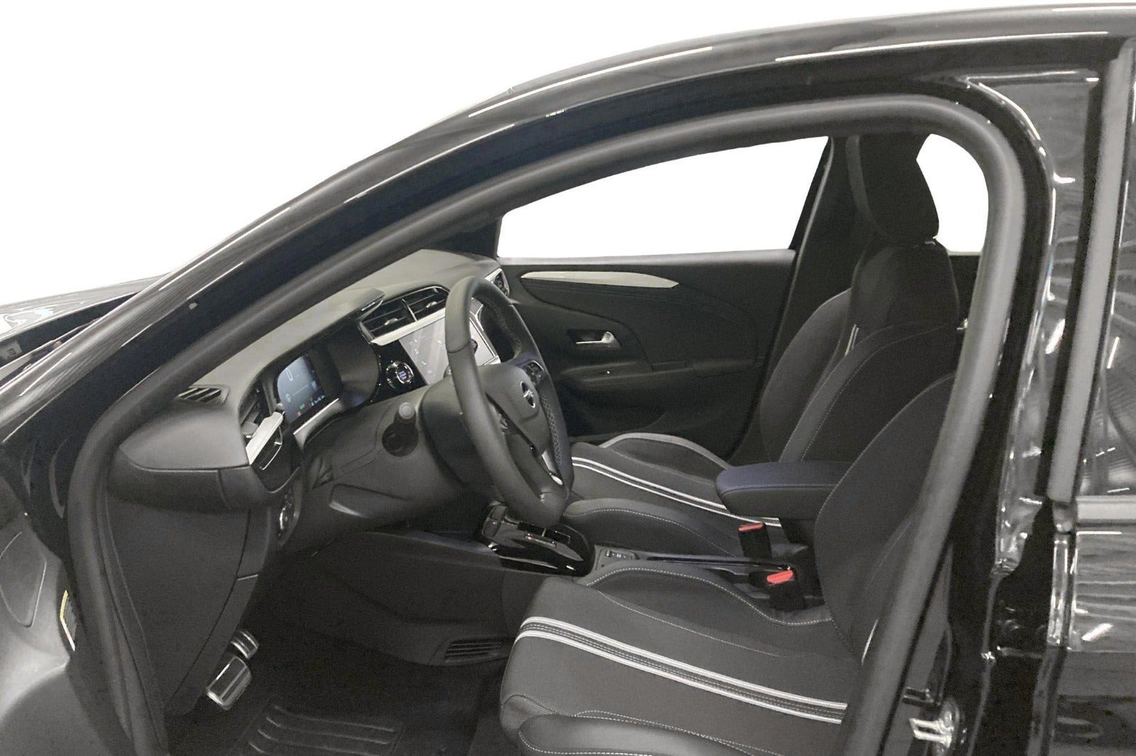 Sort Opel Corsa-e fra 2026