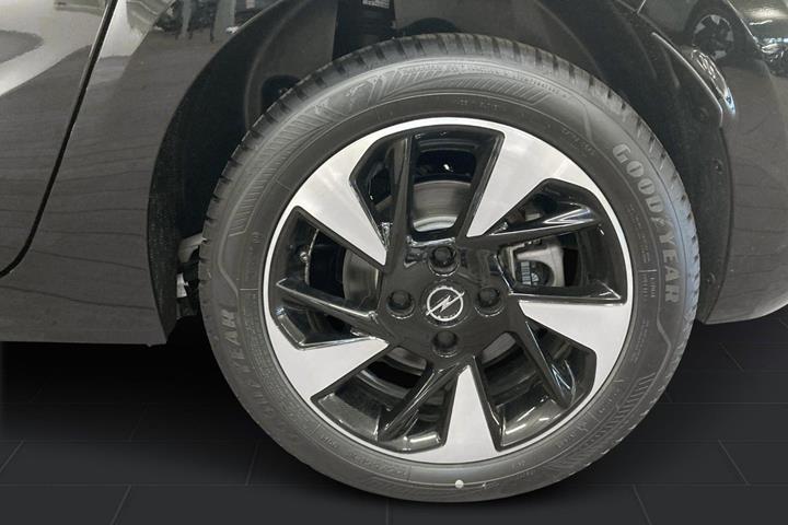 Sort Opel Corsa-e fra 2026
