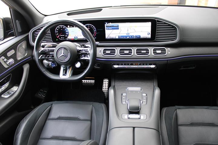 Sort Mercedes GLE53 fra 2025