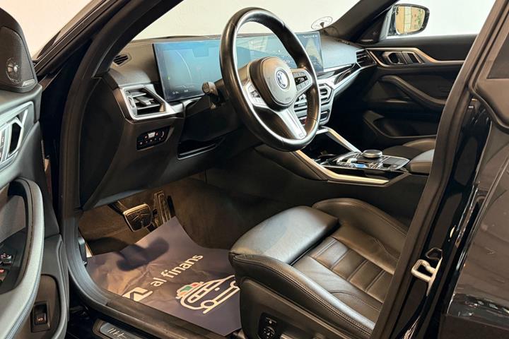 Sort BMW i4 fra 2023