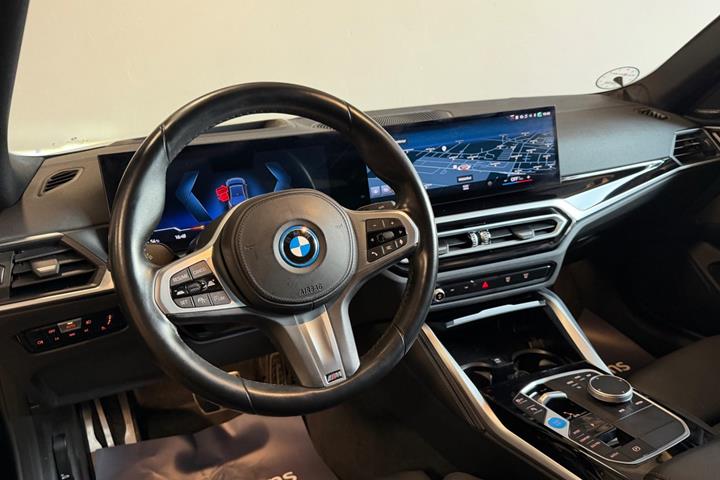 Sort BMW i4 fra 2023