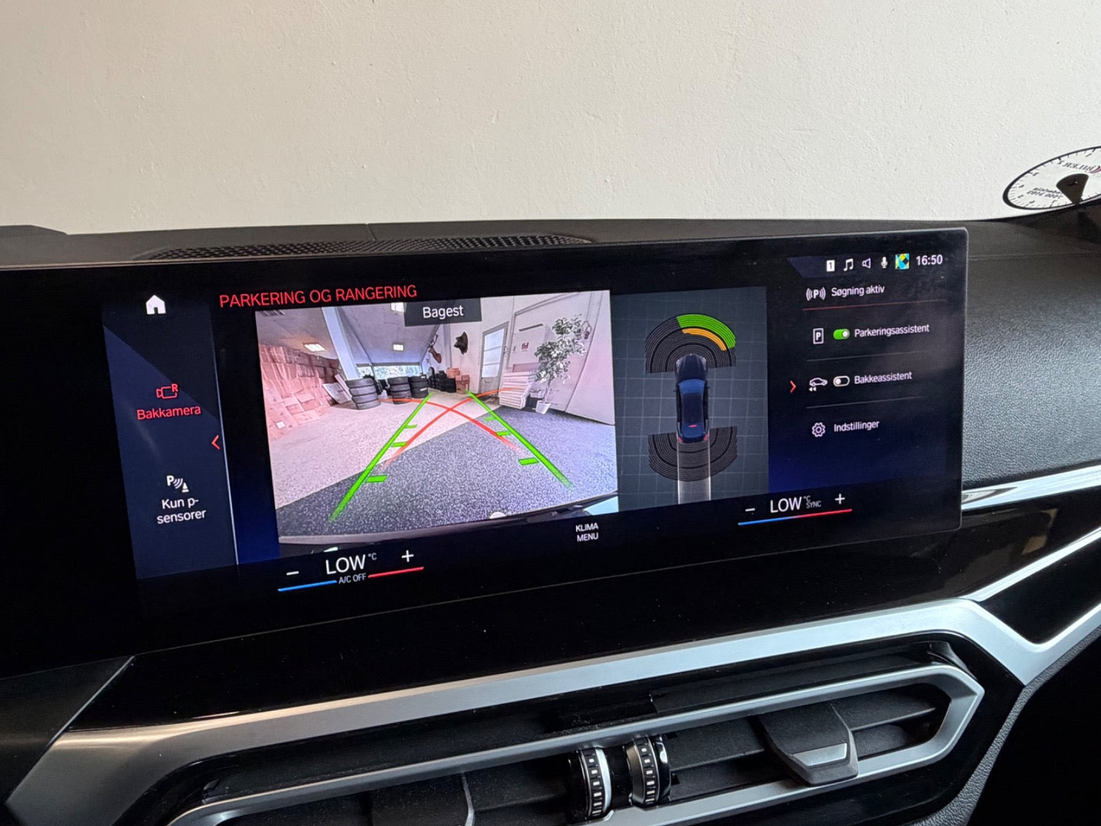 Sort BMW i4 fra 2023