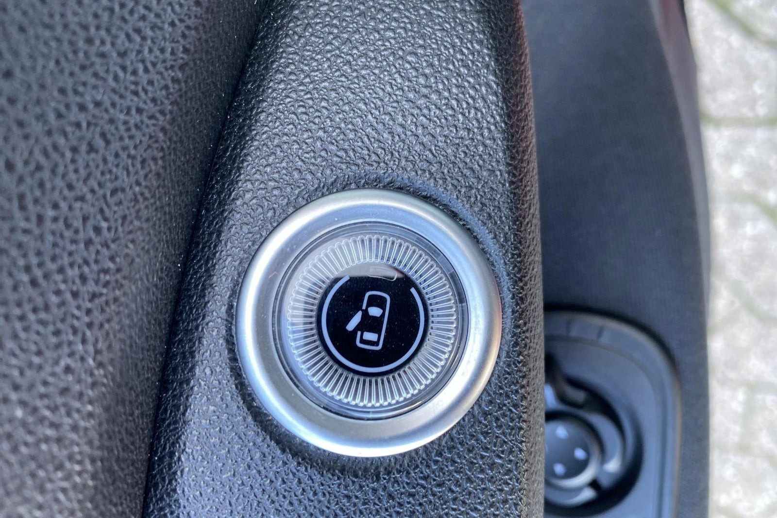 Rød Fiat 500e fra 2024