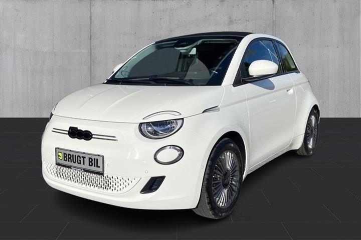 Hvid Fiat 500e fra 2023