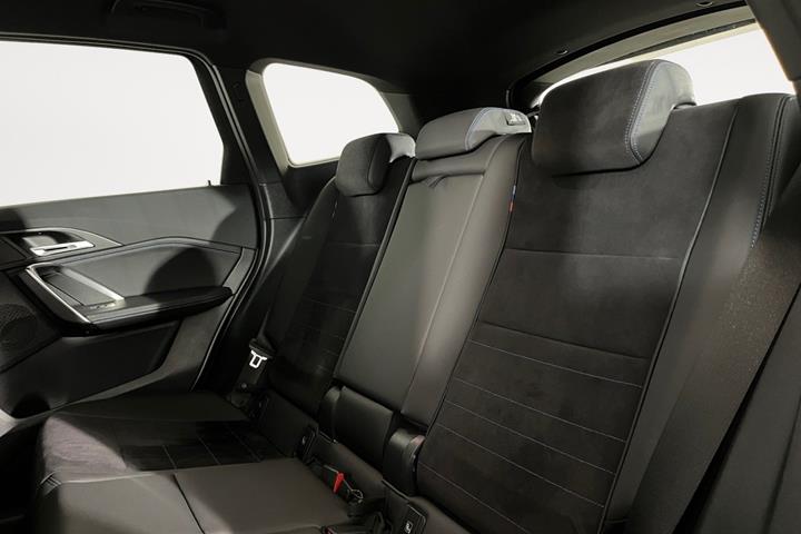 Grå BMW iX1 fra 2023