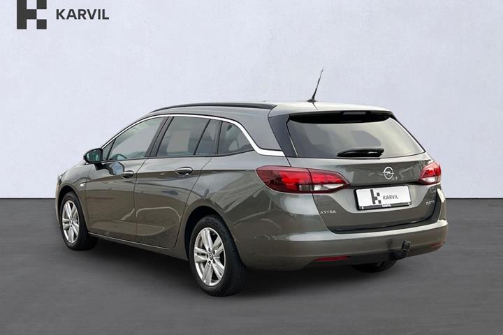 Grå Opel Astra fra 2019