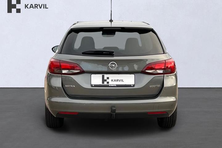 Grå Opel Astra fra 2019