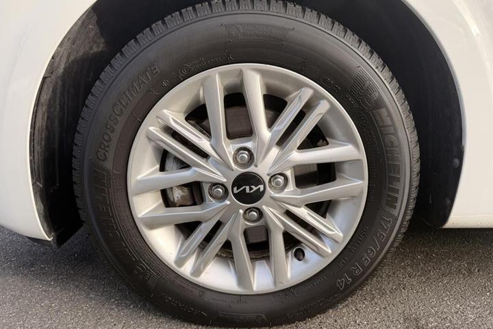 Hvid Kia Picanto fra 2023