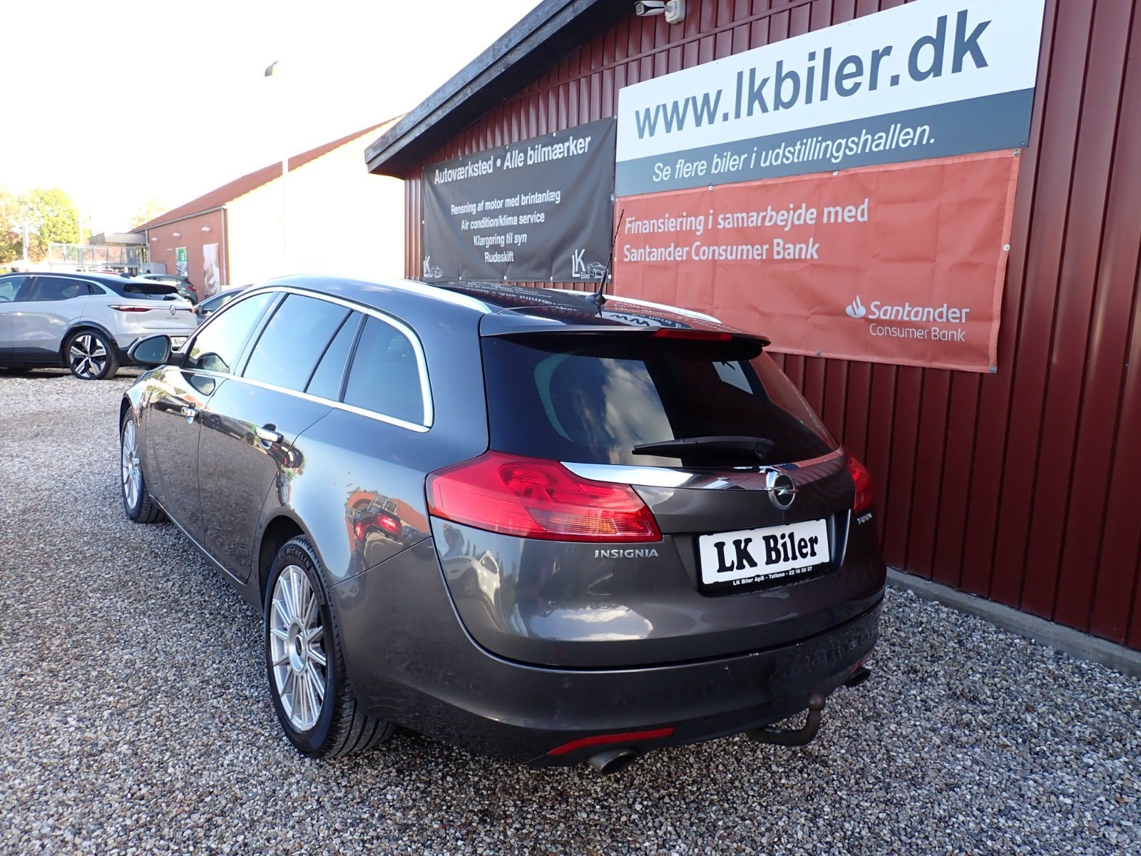 Grå Opel Insignia fra 2011