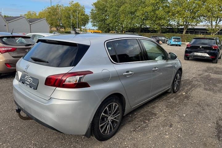 undefined Peugeot 308 fra 2015