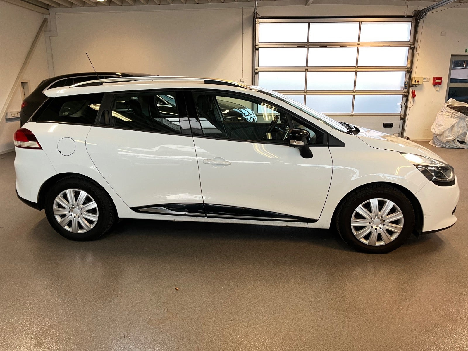 Hvid Renault Clio IV fra 2015