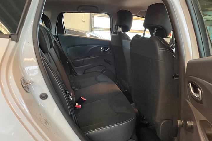 Hvid Renault Clio IV fra 2015